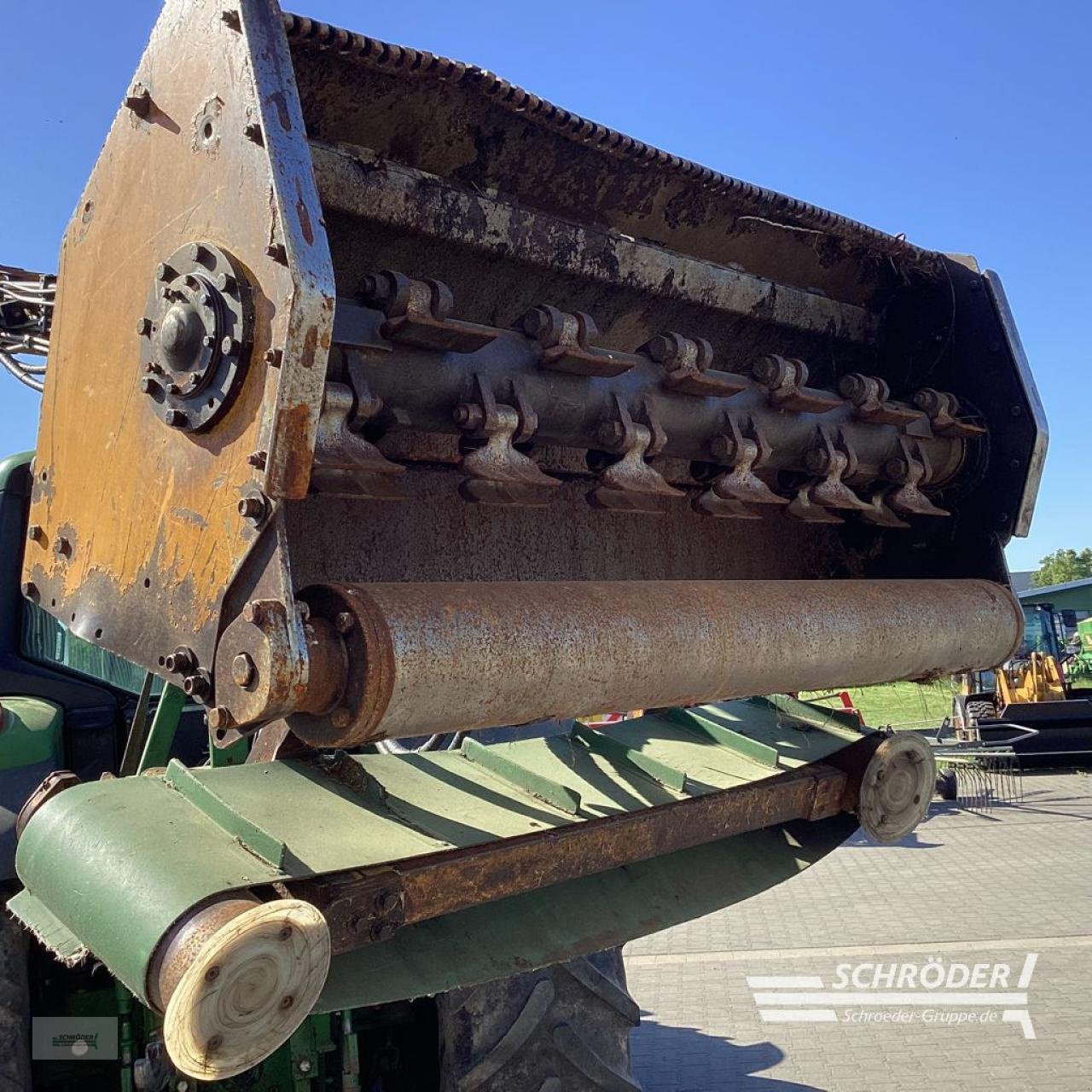 Traktor типа John Deere 6930 + BOS MÄHAUSLEGER + MULCHKOPF, Gebrauchtmaschine в Schwarmstedt (Фотография 18)
