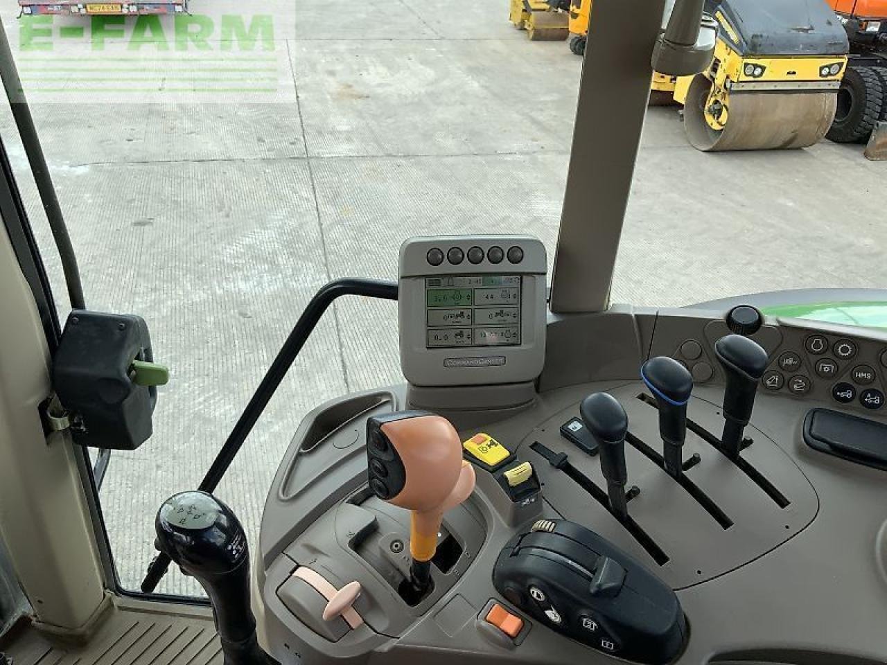 Traktor typu John Deere 6930 premium (st23841), Gebrauchtmaschine v SHAFTESBURY (Obrázek 23)