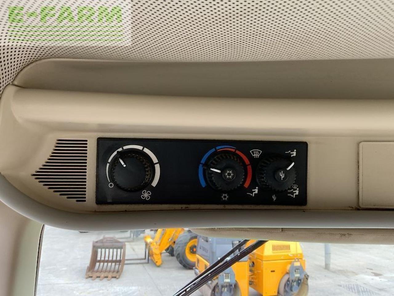 Traktor typu John Deere 6930 premium (st23841), Gebrauchtmaschine v SHAFTESBURY (Obrázek 25)