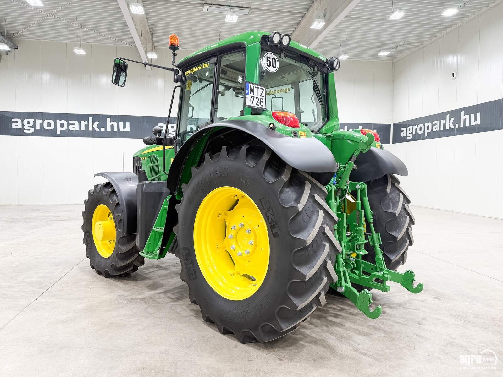 Traktor del tipo John Deere 6930 Premium, Gebrauchtmaschine en Csengele (Imagen 4)