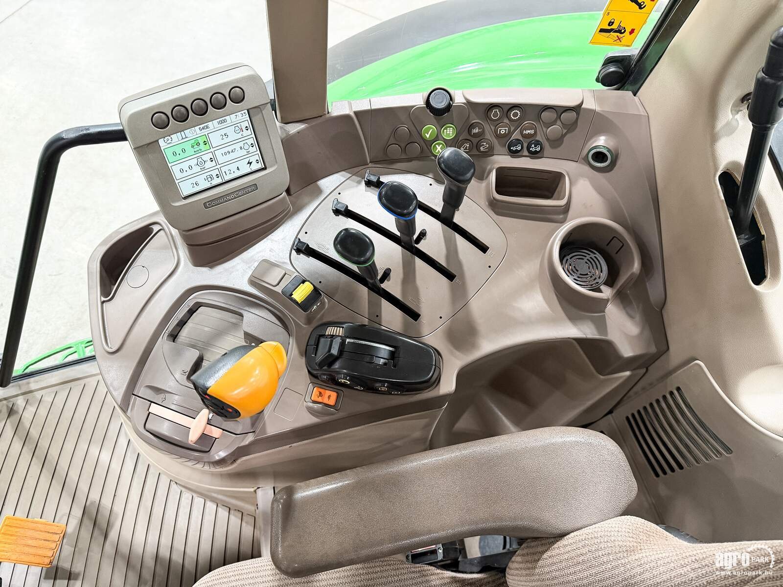 Traktor del tipo John Deere 6930 Premium, Gebrauchtmaschine en Csengele (Imagen 9)