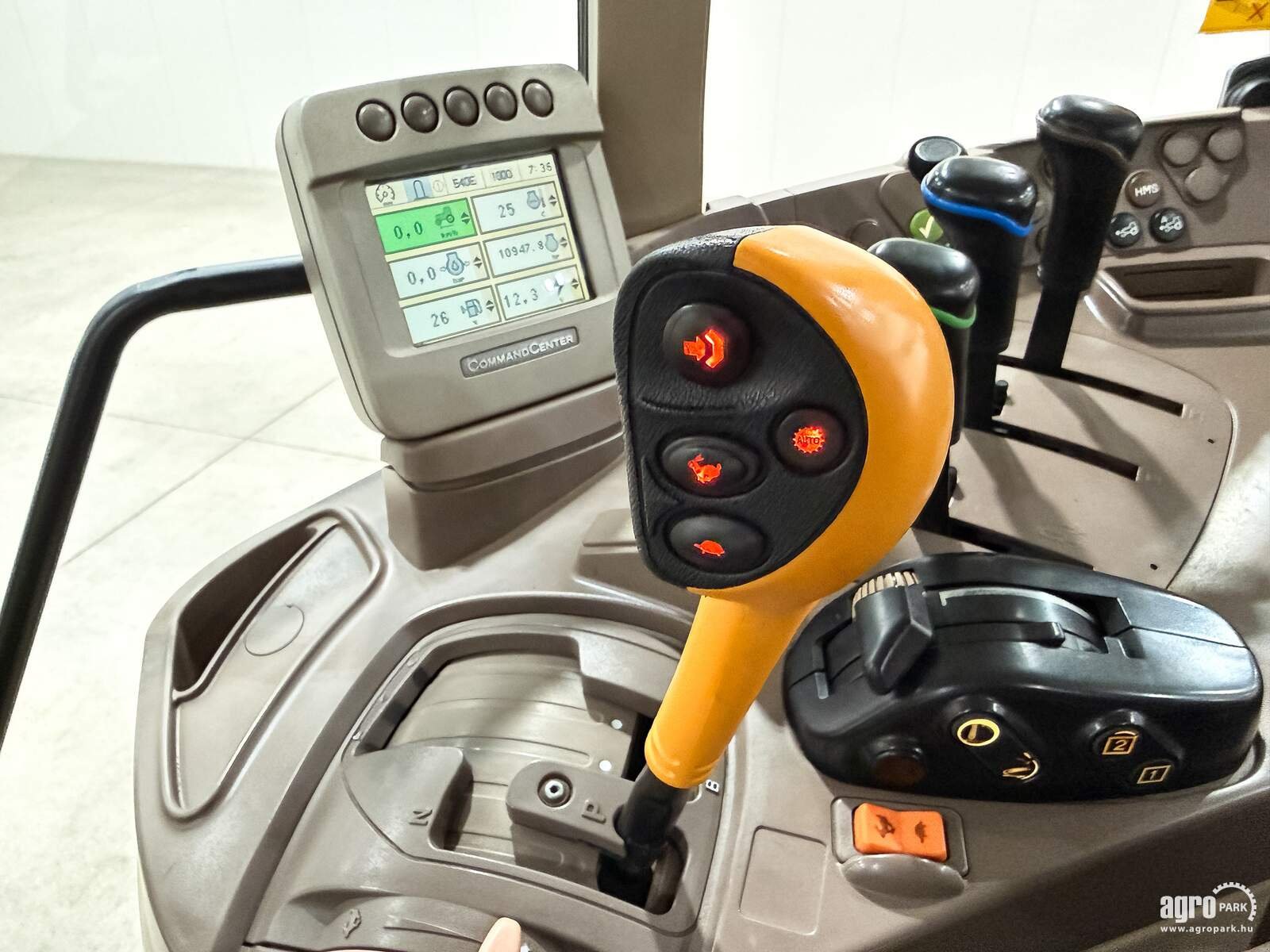 Traktor del tipo John Deere 6930 Premium, Gebrauchtmaschine en Csengele (Imagen 11)
