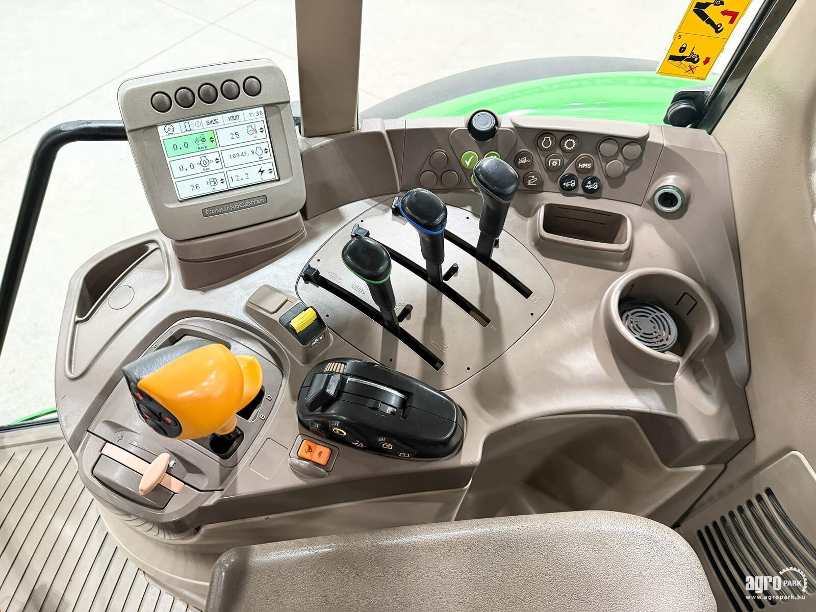 Traktor del tipo John Deere 6930 Premium, Gebrauchtmaschine en Csengele (Imagen 12)