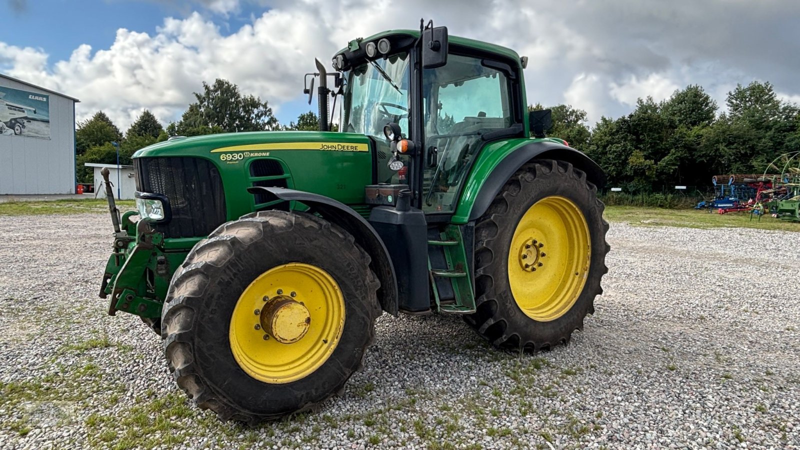 Traktor des Typs John Deere 6930 Premium, Gebrauchtmaschine in Stralendorf (Bild 1)