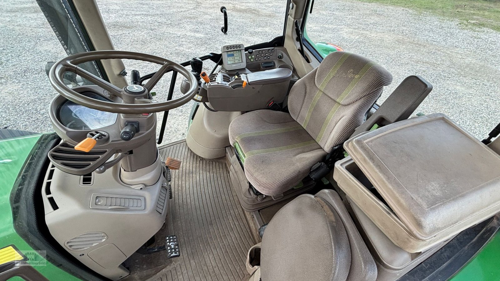 Traktor des Typs John Deere 6930 Premium, Gebrauchtmaschine in Stralendorf (Bild 8)