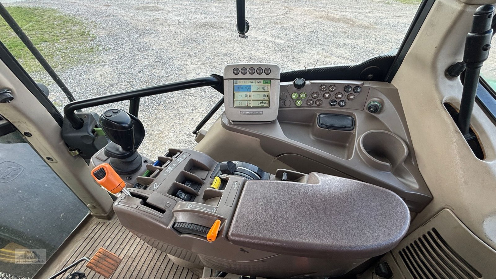 Traktor des Typs John Deere 6930 Premium, Gebrauchtmaschine in Stralendorf (Bild 9)