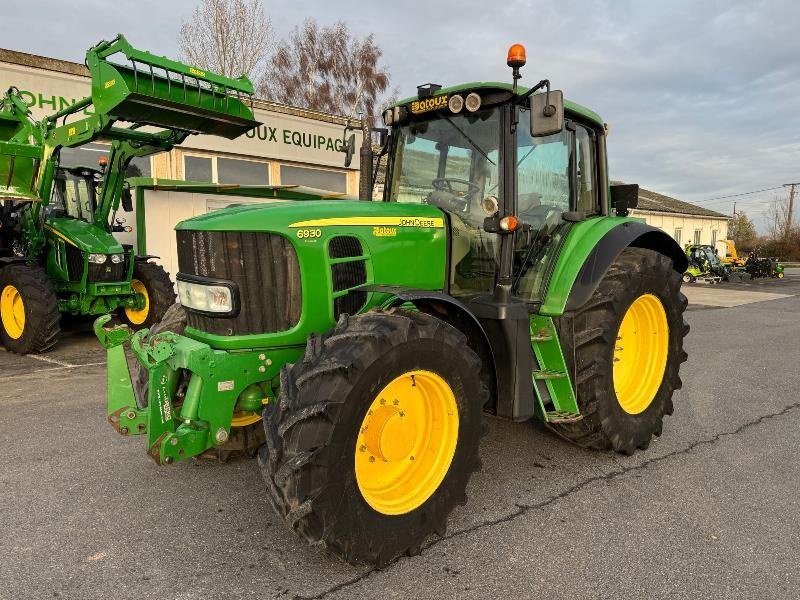 Traktor Türe ait John Deere 6930 PREMIUM, Gebrauchtmaschine içinde ESCAUDOEUVRES (resim 1)