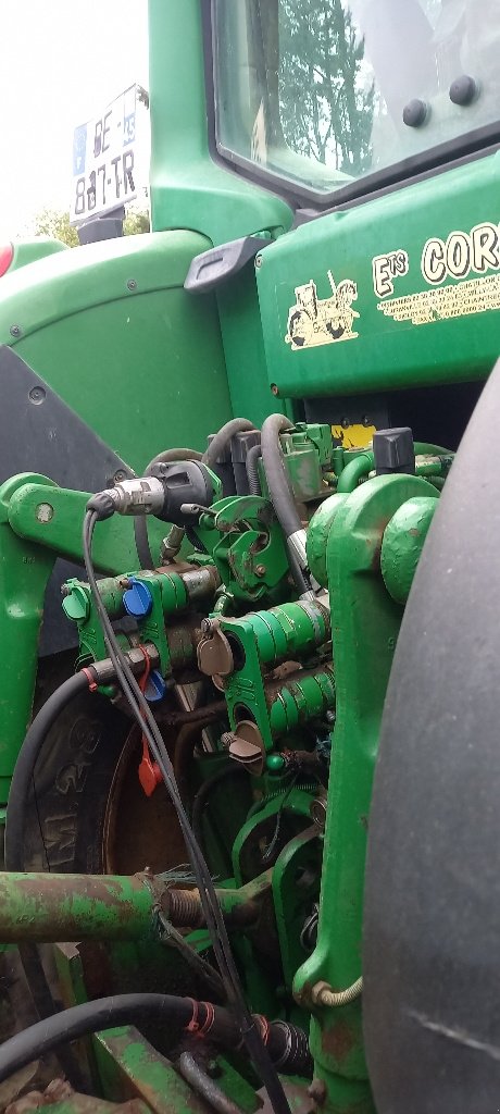 Traktor of the type John Deere 6930 PREMIUM, Gebrauchtmaschine in SAINT-HILAIRE-EN-PUISEAUX (Picture 4)