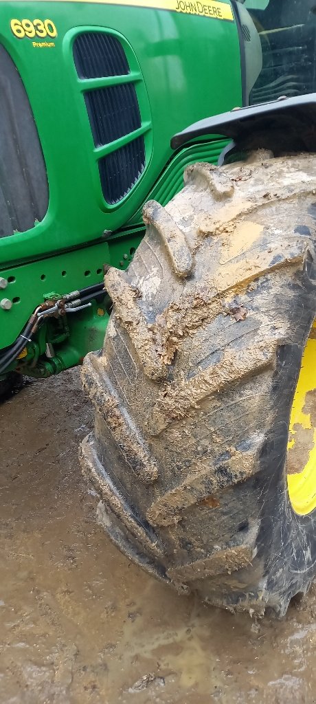 Traktor of the type John Deere 6930 PREMIUM, Gebrauchtmaschine in SAINT-HILAIRE-EN-PUISEAUX (Picture 5)