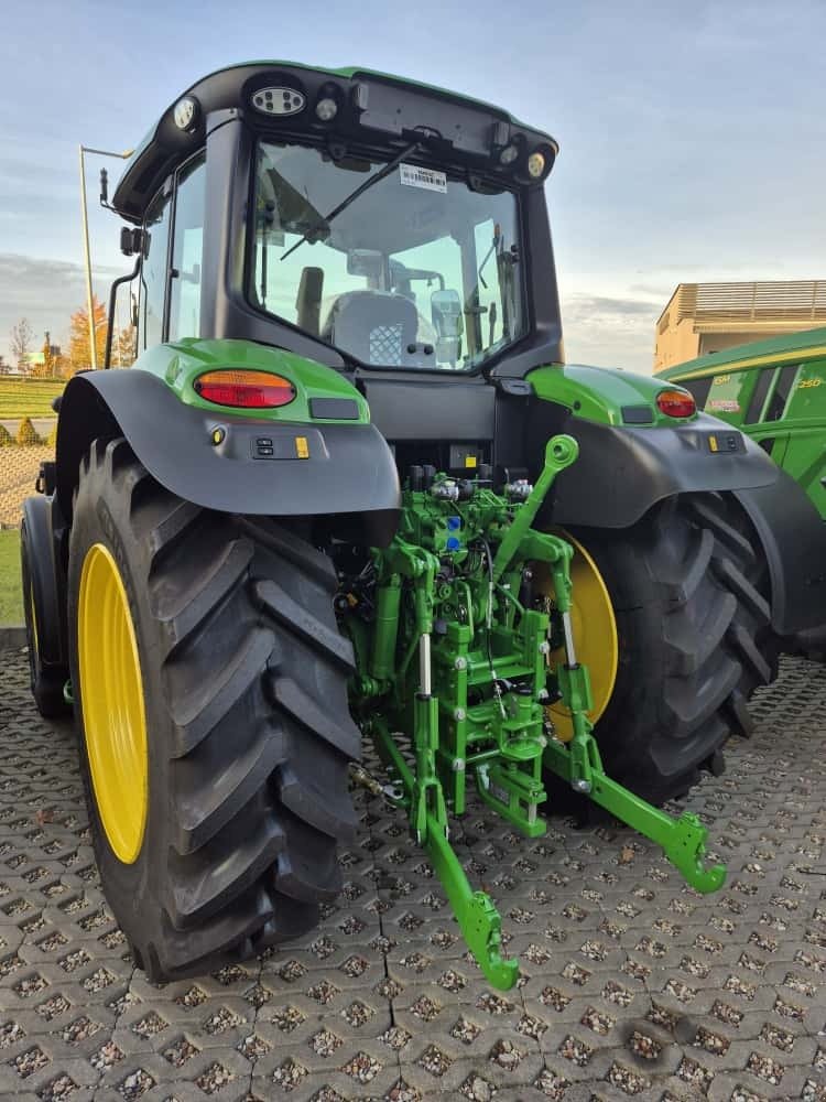 Traktor typu John Deere 6M 105, Neumaschine v Mrągowo (Obrázek 9)
