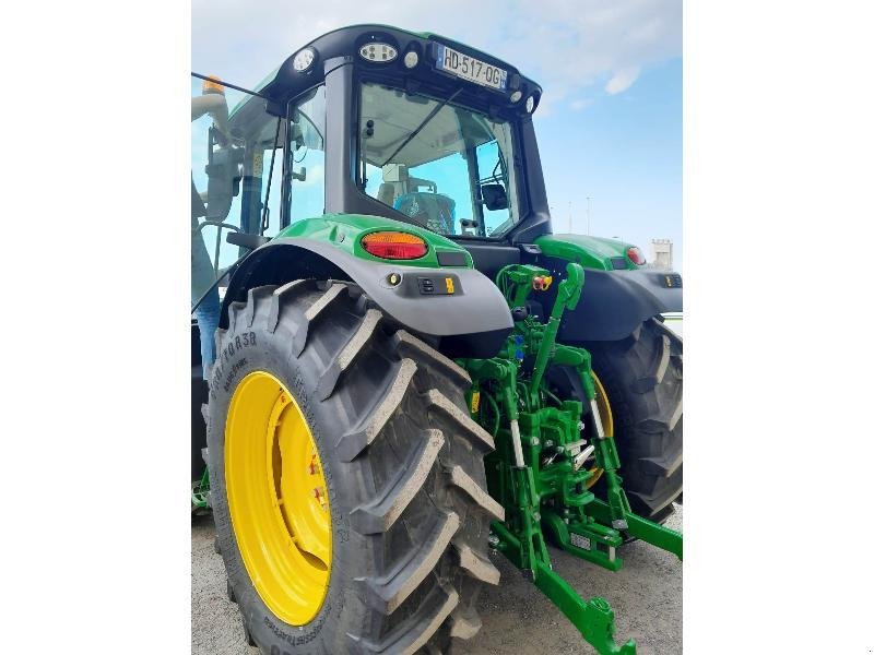 Traktor typu John Deere 6M 115, Gebrauchtmaschine v SAINT-GERMAIN DU PUY (Obrázek 3)