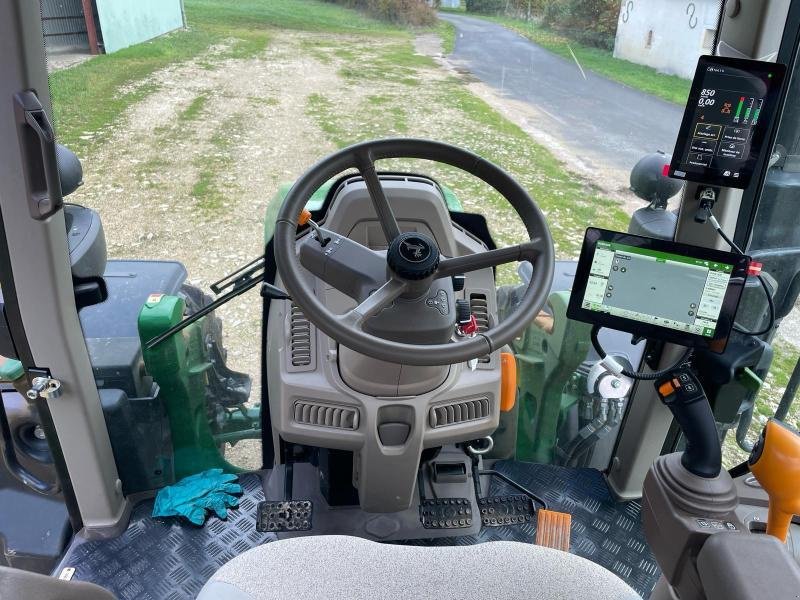 Traktor typu John Deere 6M 115, Gebrauchtmaschine v SAINT-GERMAIN DU PUY (Obrázek 7)