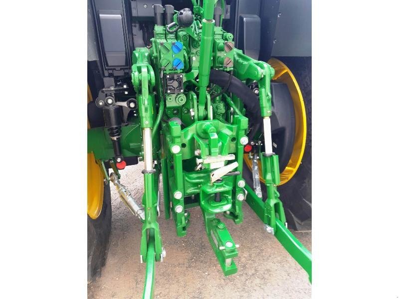 Traktor typu John Deere 6M 115, Gebrauchtmaschine v SAINT-GERMAIN DU PUY (Obrázek 5)