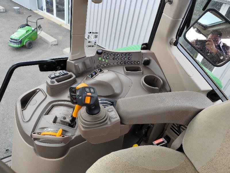 Traktor типа John Deere 6M 115, Gebrauchtmaschine в SAINT GENEST D'AMBIERE (Фотография 10)