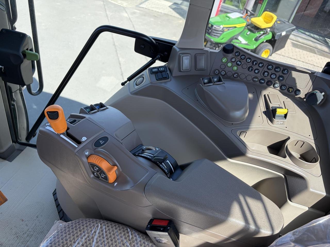 Traktor du type John Deere 6M 125, Neumaschine en Niederkirchen (Photo 13)