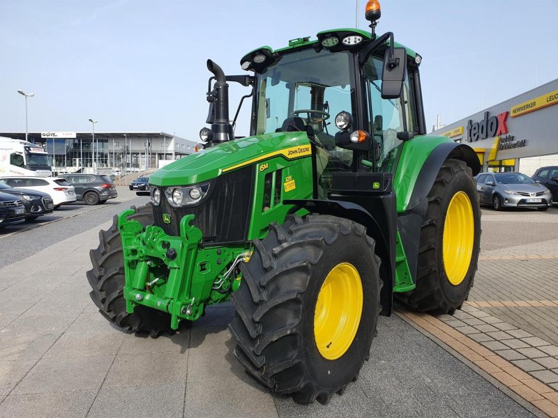 Traktor типа John Deere 6M 125, Neumaschine в Worms