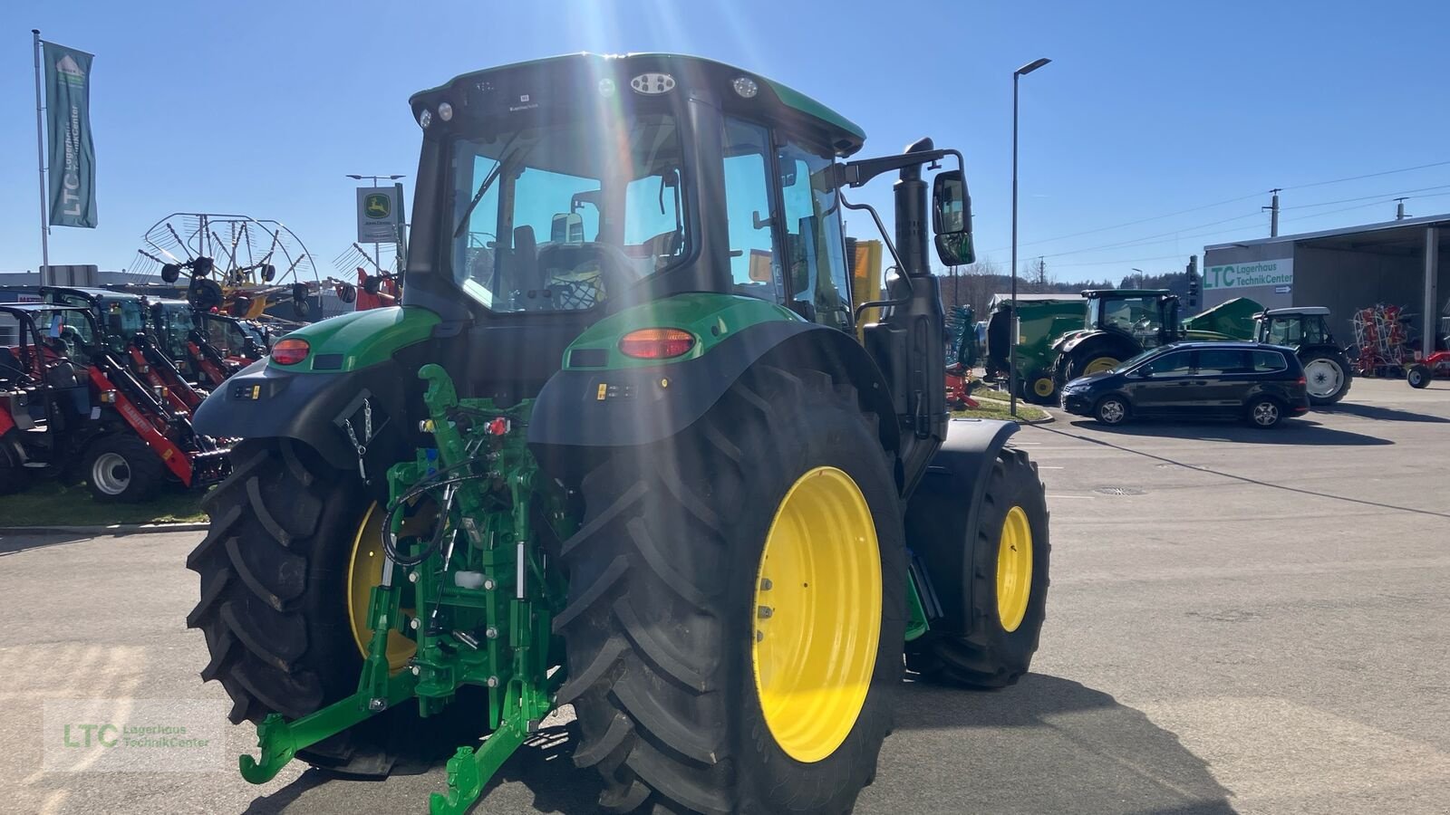 Traktor des Typs John Deere 6M 125, Neumaschine in Redlham (Bild 3)