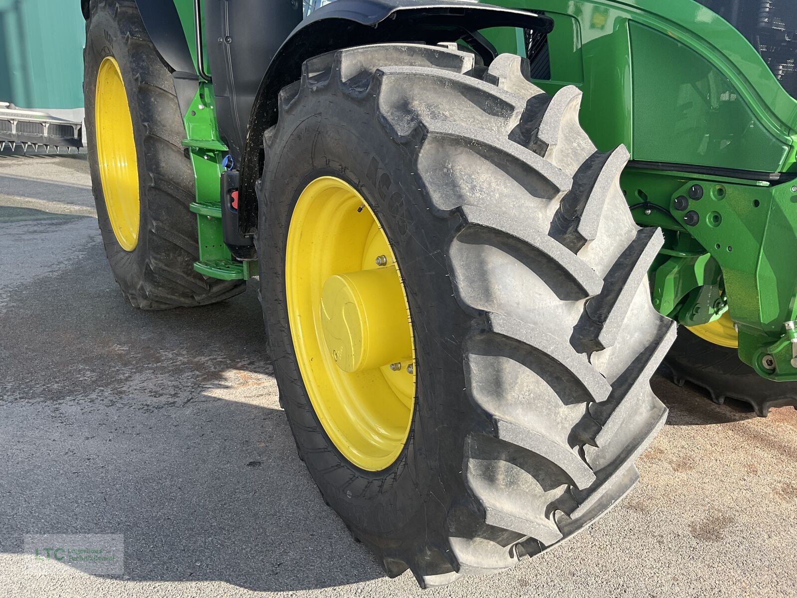 Traktor typu John Deere 6M 145, Vorführmaschine v Redlham (Obrázek 16)