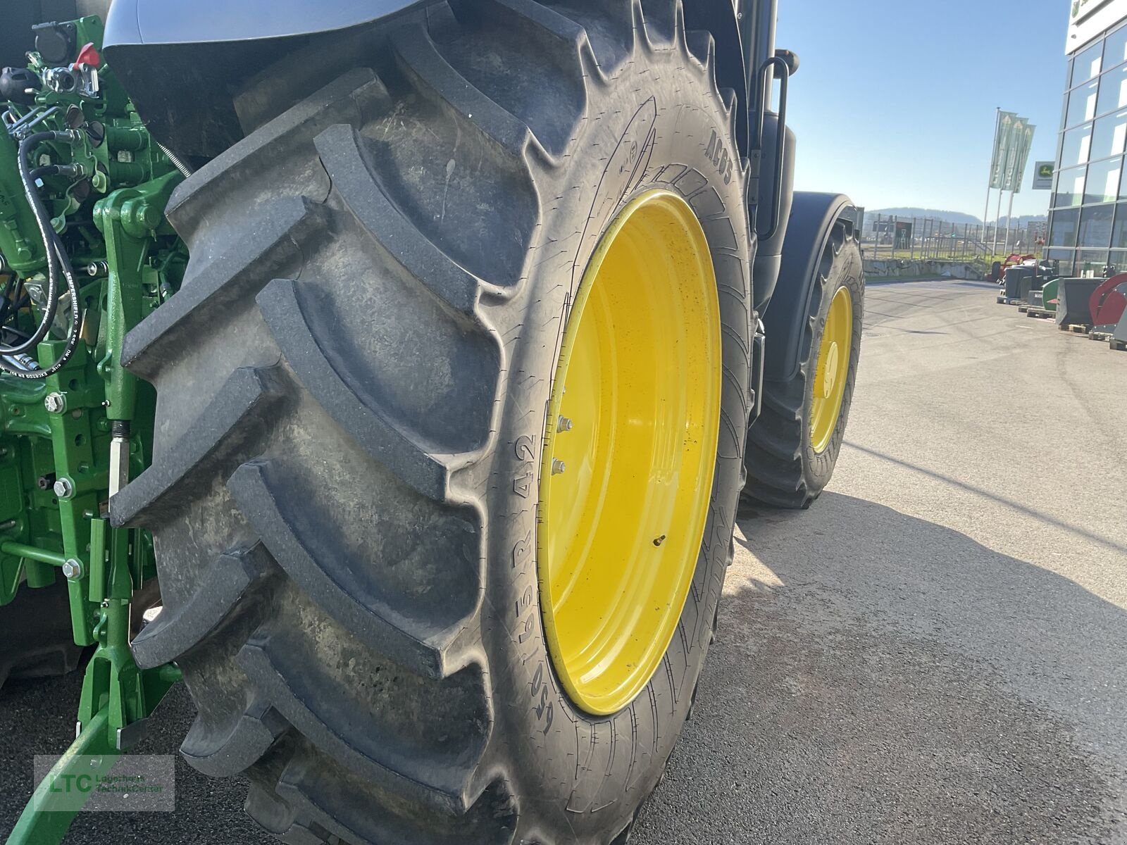 Traktor typu John Deere 6M 145, Vorführmaschine v Redlham (Obrázek 17)