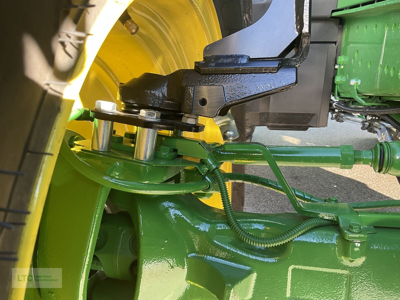 Traktor typu John Deere 6M 145, Vorführmaschine v Redlham (Obrázek 28)