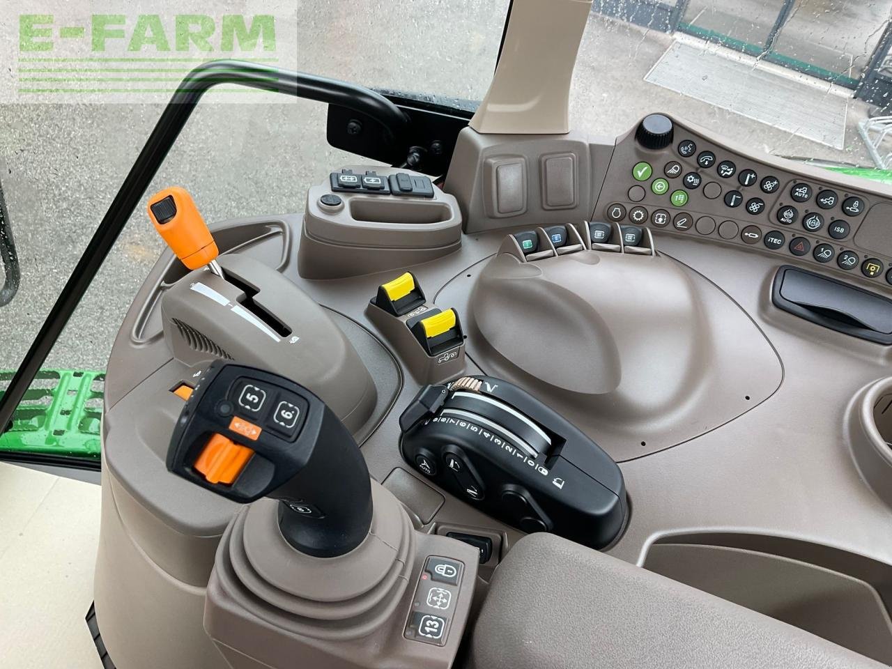 Traktor типа John Deere 6M 150, Gebrauchtmaschine в REDLHAM (Фотография 12)