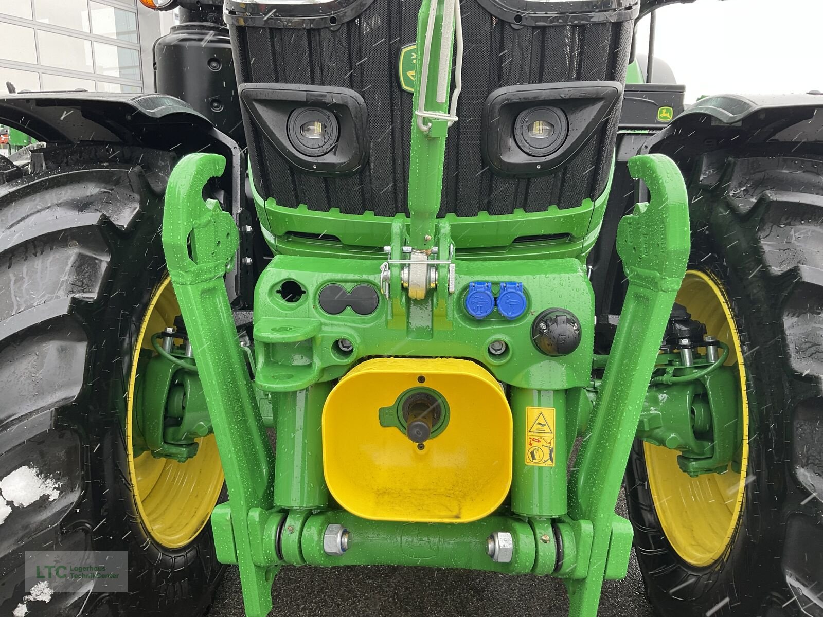 Traktor des Typs John Deere 6M 150, Neumaschine in Korneuburg (Bild 27)