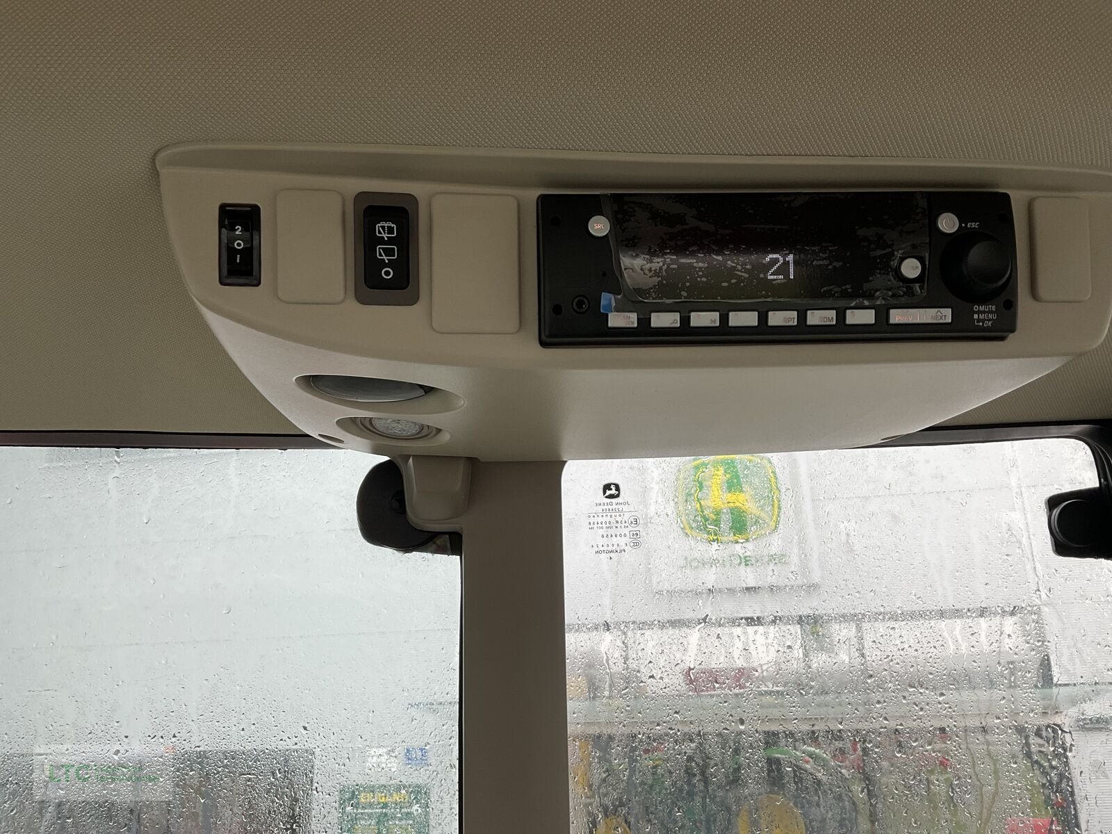 Traktor des Typs John Deere 6M 150, Neumaschine in Korneuburg (Bild 31)