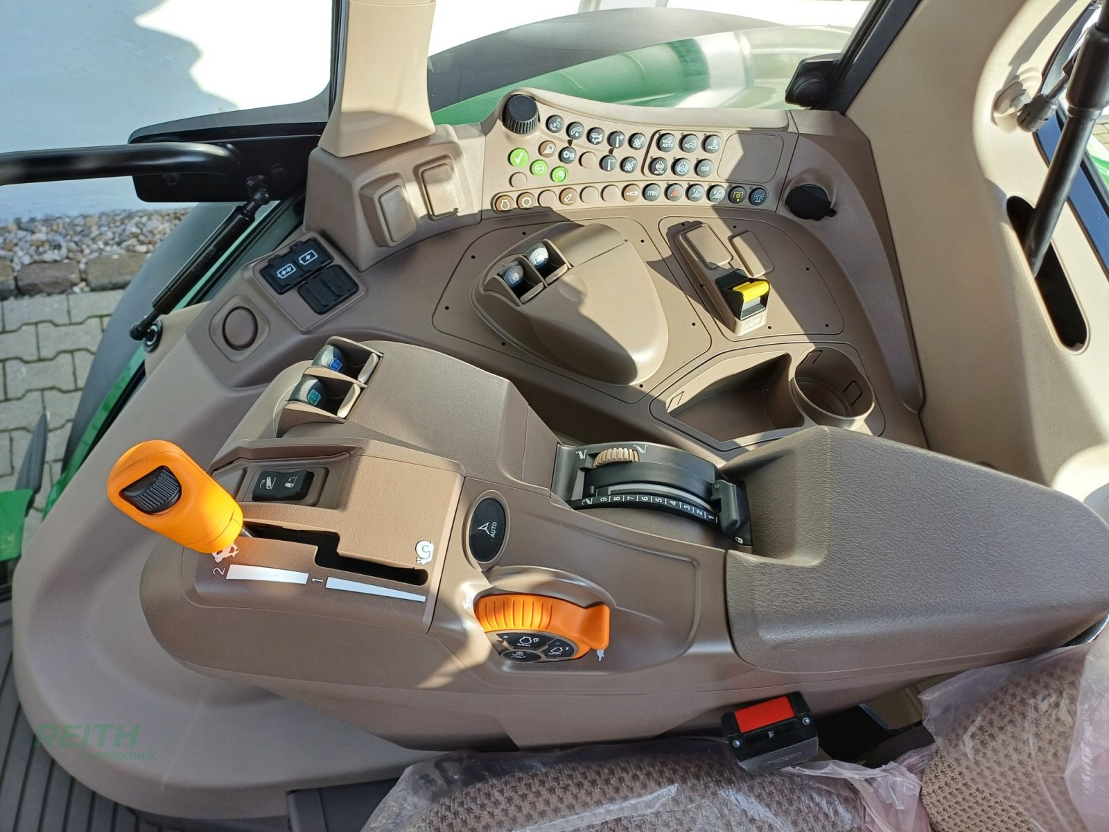 Traktor des Typs John Deere 6M 155, Gebrauchtmaschine in Wolnzach (Bild 14)