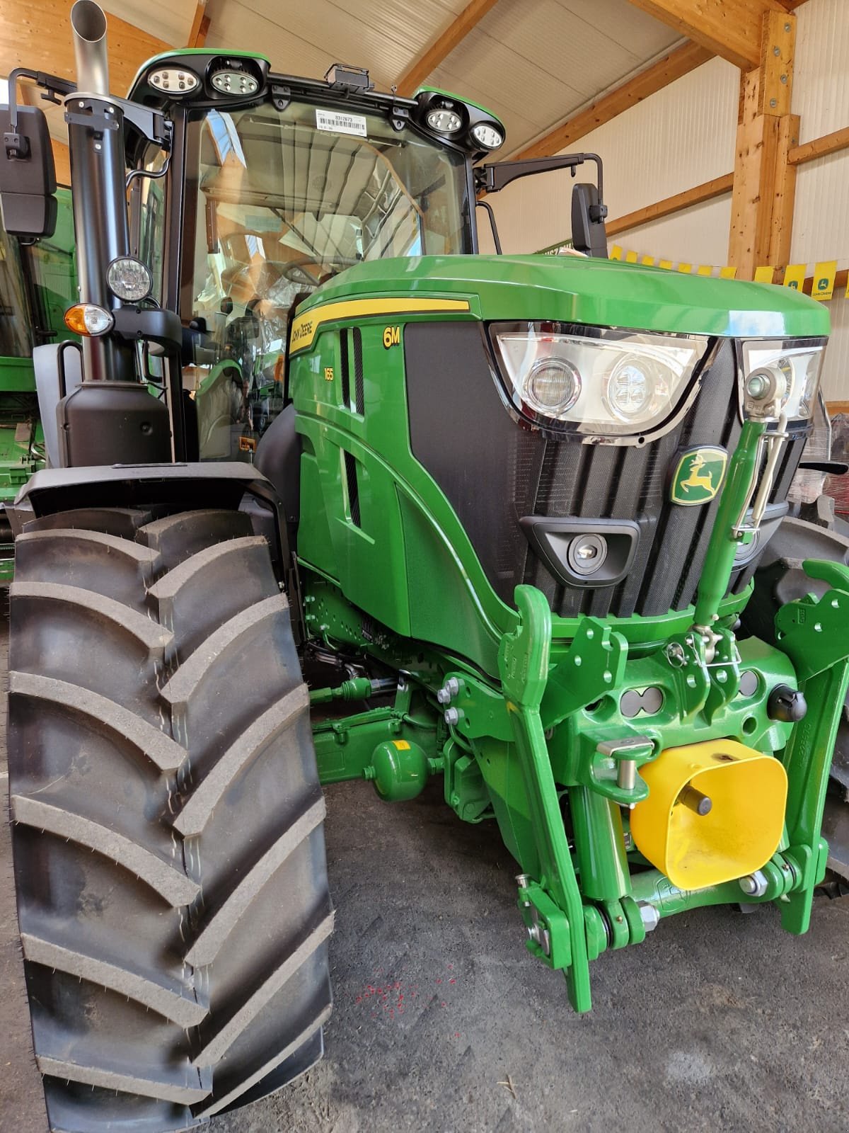 Traktor des Typs John Deere 6M 165, Neumaschine in Bad Sobernheim (Bild 3)