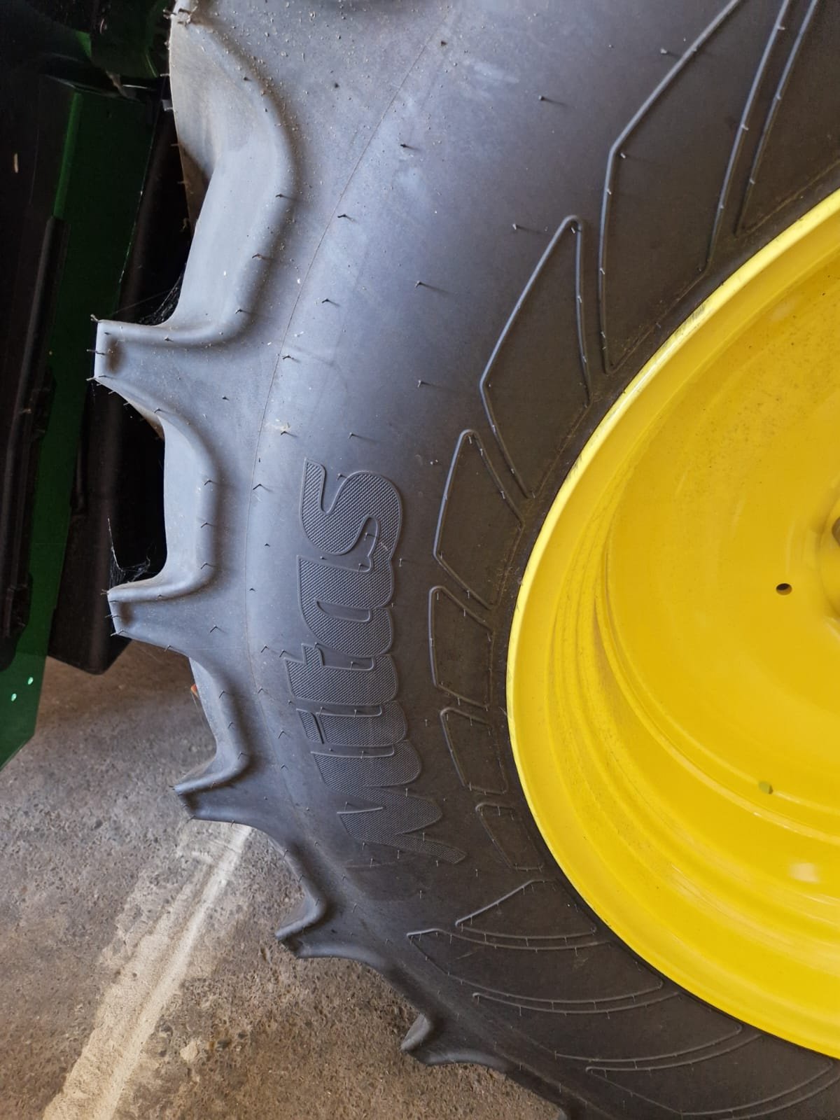 Traktor des Typs John Deere 6M 165, Neumaschine in Bad Sobernheim (Bild 14)