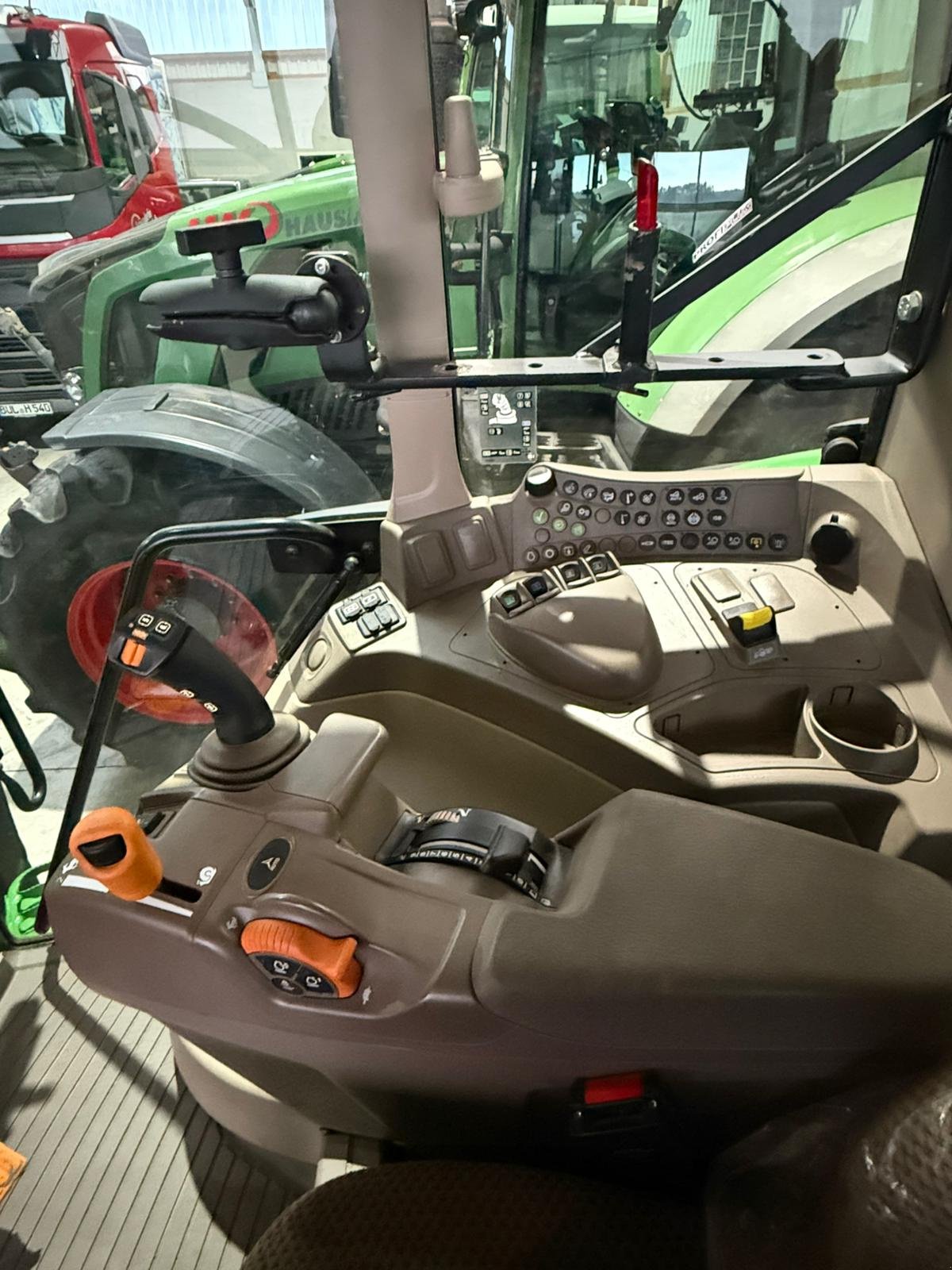 Traktor des Typs John Deere 6M 185, Gebrauchtmaschine in Burglengenfeld (Bild 14)