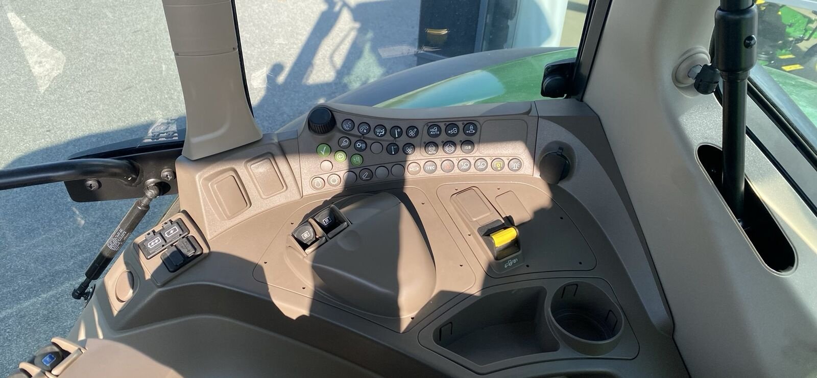 Traktor tipa John Deere 6M 185, Vorführmaschine u Bruck/Leitha (Slika 24)