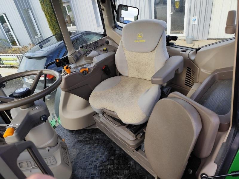 Traktor van het type John Deere 6M 200, Gebrauchtmaschine in SAINT GENEST D'AMBIERE (Foto 10)