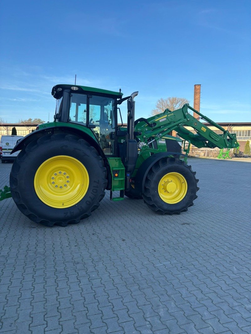 Traktor of the type John Deere 6M 200, Neumaschine in Mrągowo (Picture 4)