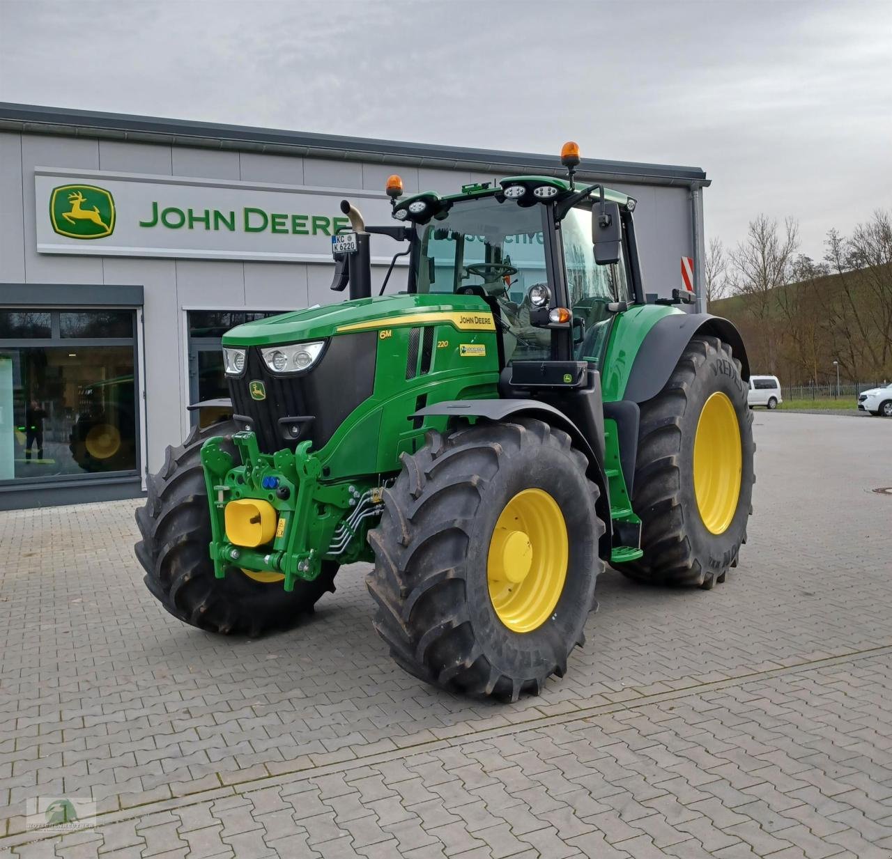 Traktor typu John Deere 6M 220, Neumaschine v Teichröda (Obrázek 1)