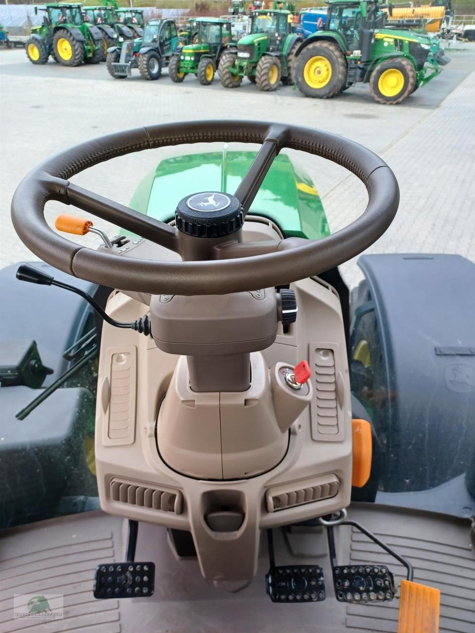 Traktor typu John Deere 6M 220, Neumaschine v Teichröda (Obrázek 14)