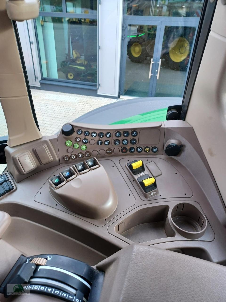 Traktor typu John Deere 6M 220, Neumaschine v Teichröda (Obrázek 15)