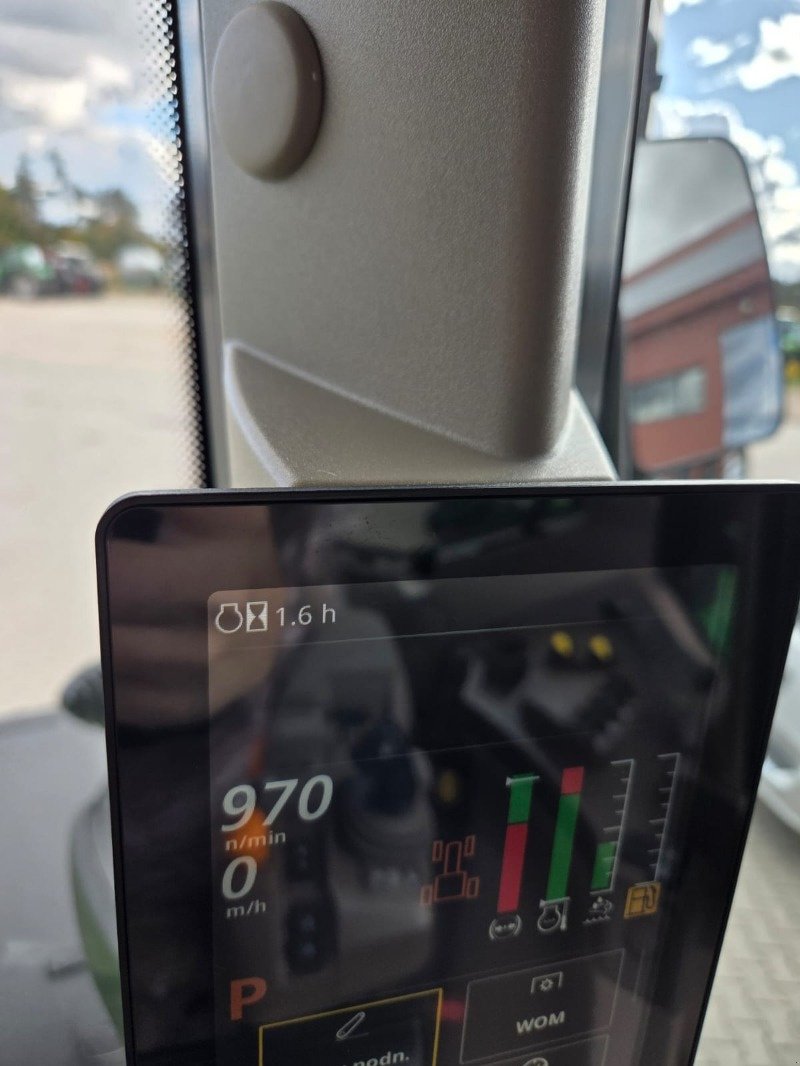 Traktor des Typs John Deere 6M 220, Neumaschine in Mrągowo (Bild 4)