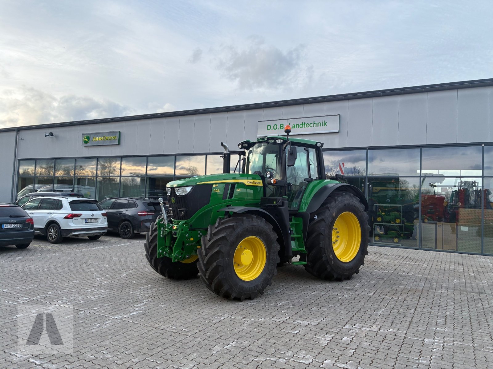 Traktor del tipo John Deere 6M 220, Gebrauchtmaschine en Langweid am Lech (Imagen 1)