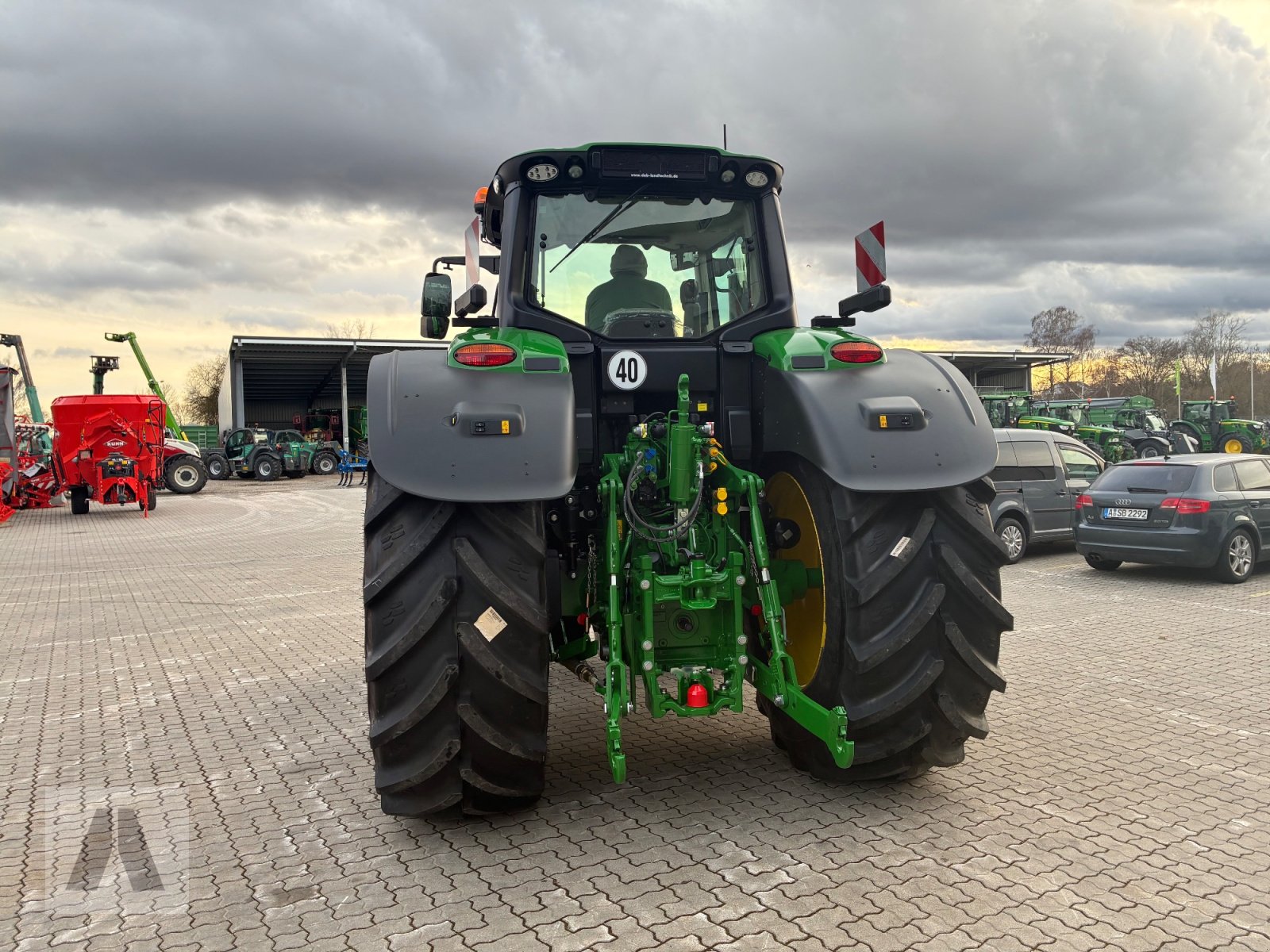 Traktor del tipo John Deere 6M 220, Gebrauchtmaschine en Langweid am Lech (Imagen 4)