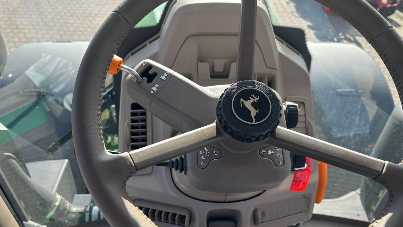 Traktor типа John Deere 6M 250 Kun 50 timer! Den nyeste 6M model., Gebrauchtmaschine в Kolding (Фотография 10)