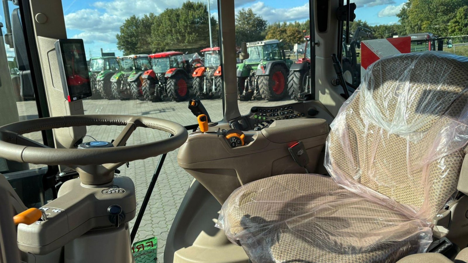 Traktor типа John Deere 6M 250 Kun 50 timer! Den nyeste 6M model., Gebrauchtmaschine в Kolding (Фотография 11)