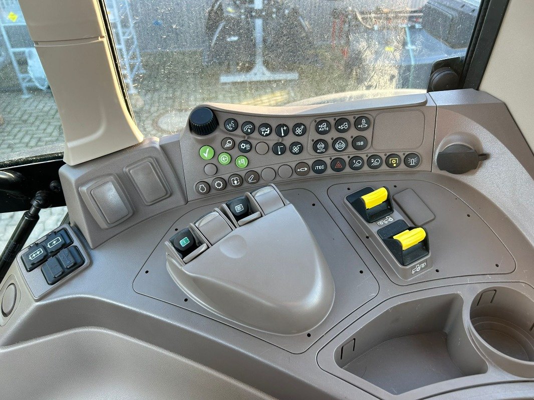 Traktor des Typs John Deere 6M 250 **MIETRÜCKLÄUFER**, Neumaschine in Sittensen (Bild 14)