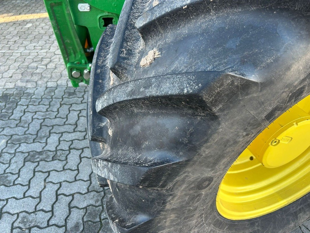 Traktor des Typs John Deere 6M 250 **MIETRÜCKLÄUFER**, Neumaschine in Sittensen (Bild 17)