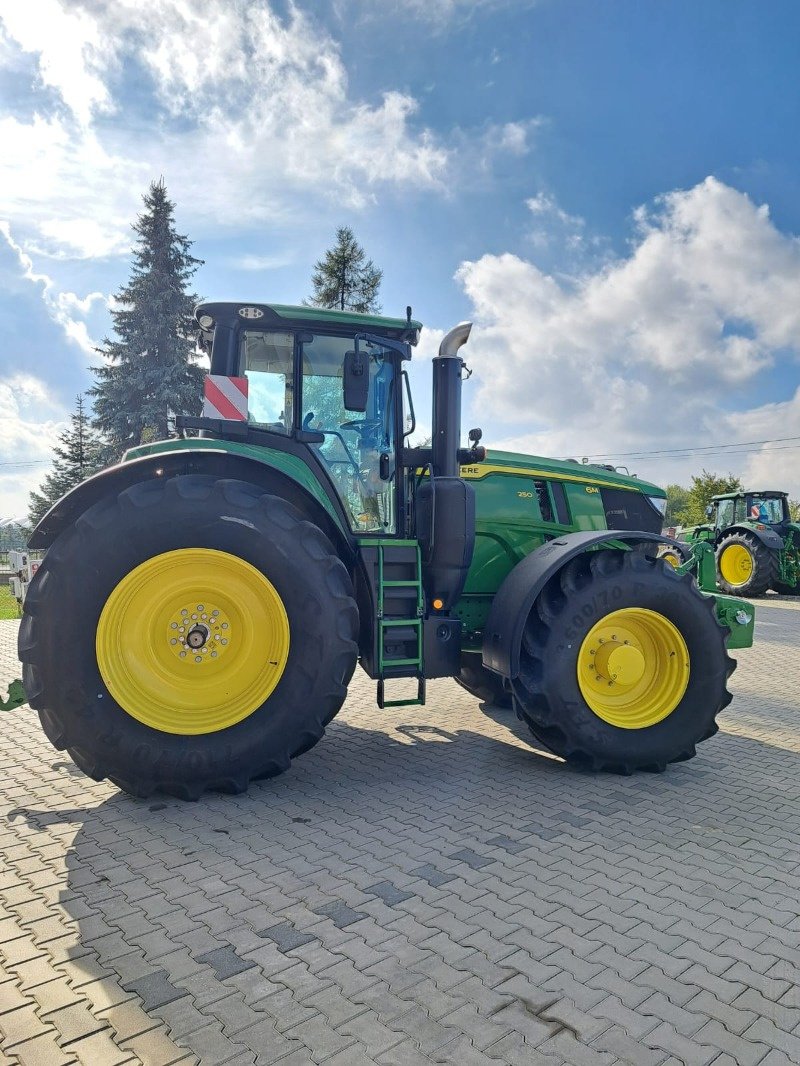Traktor des Typs John Deere 6M 250, Neumaschine in Mrągowo (Bild 5)