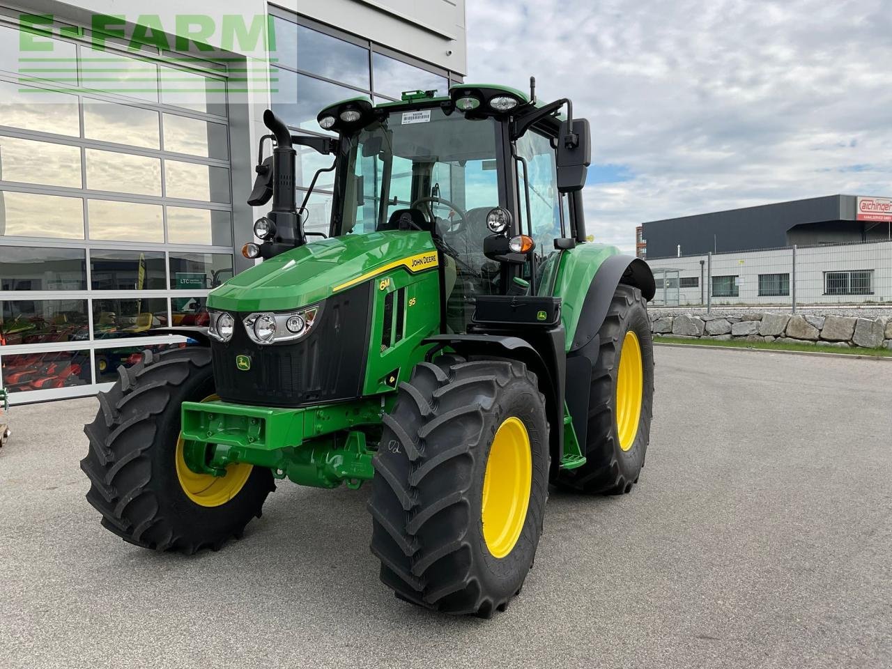 Traktor des Typs John Deere 6M 95, Gebrauchtmaschine in REDLHAM (Bild 1)