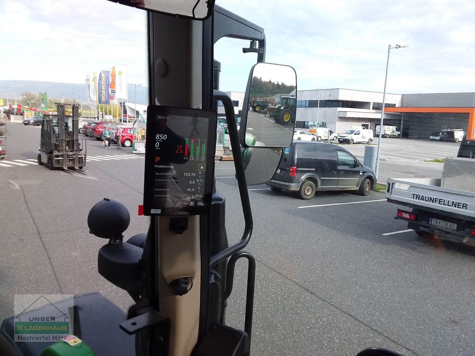 Traktor of the type John Deere 6M105 AUTOPOWR, Vorführmaschine in Bergland (Picture 6)