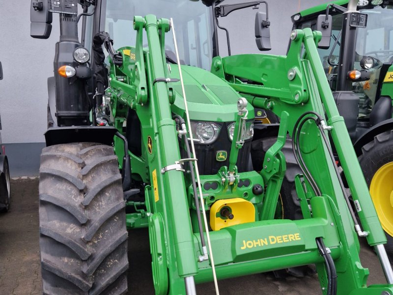 Traktor του τύπου John Deere 6M115, Neumaschine σε Bad Sobernheim