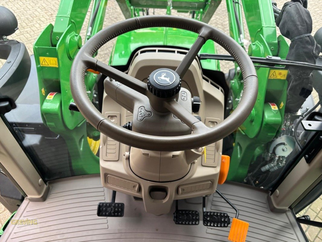 Traktor des Typs John Deere 6M125 Inkl. John Deere 643R *Garantieverlängerung*, Gebrauchtmaschine in Ahaus (Bild 13)