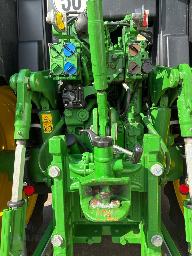 Traktor от тип John Deere 6M125, Gebrauchtmaschine в Wangen (Снимка 8)